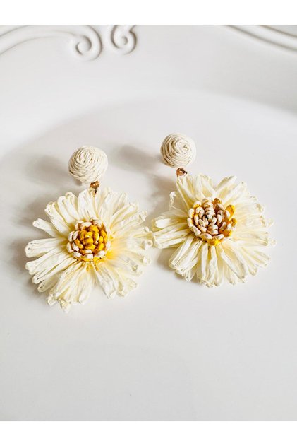Wicker Beige Daisy Flower Earrings 6 cm
