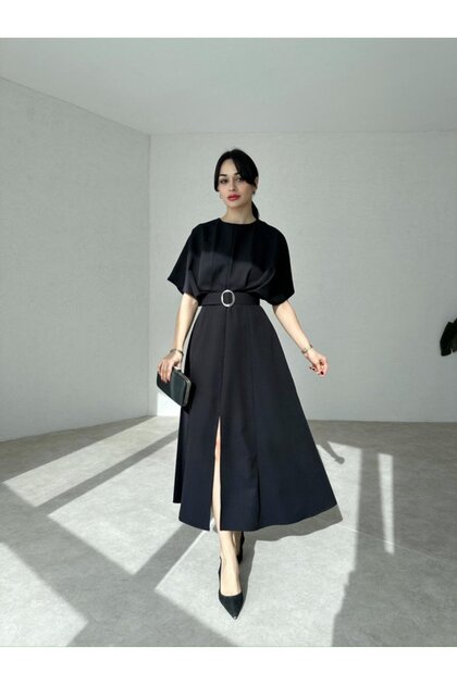 Belt Detail Slit Pleated Midi Dress