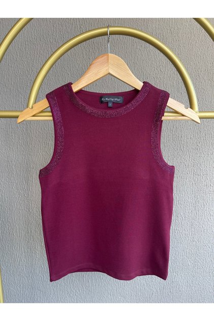 Shiny Stone Detailed Sleeveless Crew Neck Body / Blouse