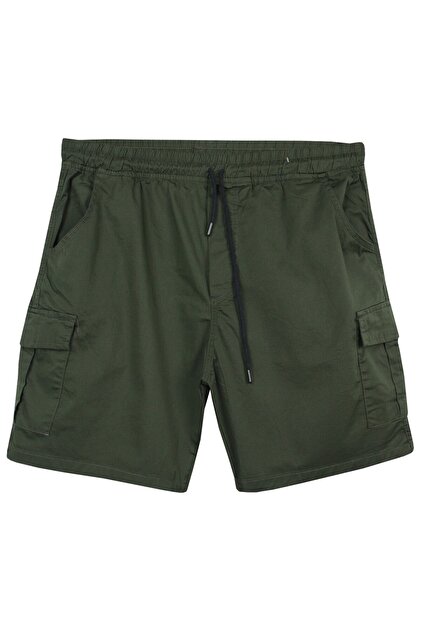 Cargo Pocket Plus Size Gabardine Shorts (Comfortable Fit)