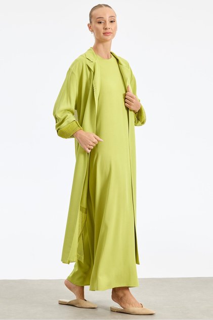 Double set with dress inside and net detail asi̇t