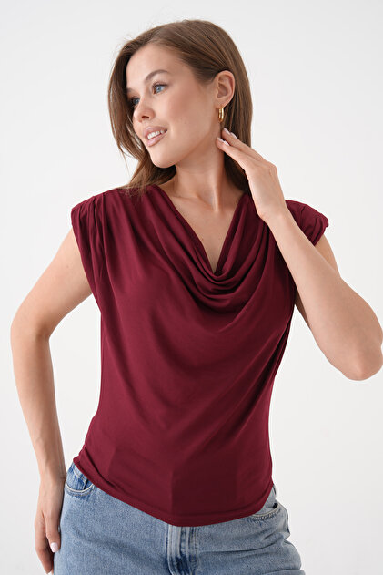 Women's Burgundy Sandy Fabric Draped Collar Padding Detailed Tank Top 8113