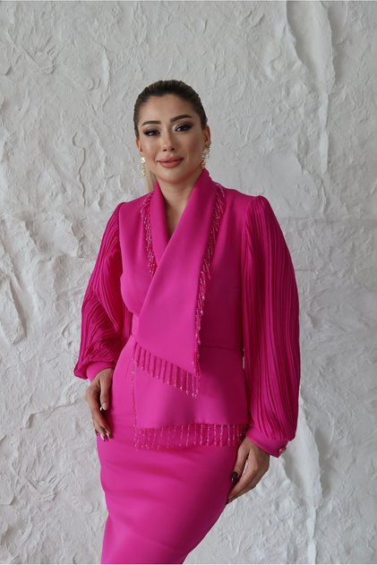 Kadın İthal Kumaştan Piliseli İnci İşlemeli Kol Düğme Detaylı Özel Tasarım Astarlı Elbise