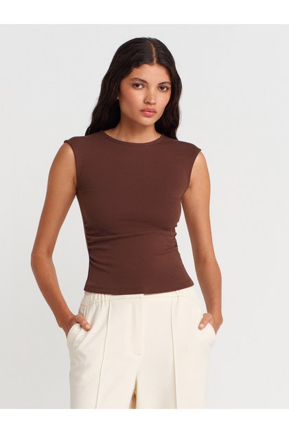 21054 Shirred Basic T-Shirt-Light Brown