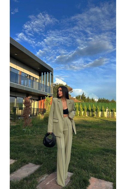 Oversize Blazer Jacket and Pants Set with Piping Detail - Women's Suit
