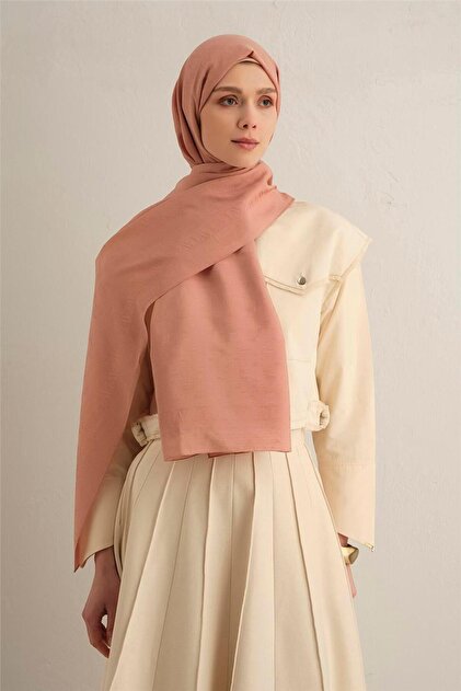 Pamora Dama Frame Shawl 2 37