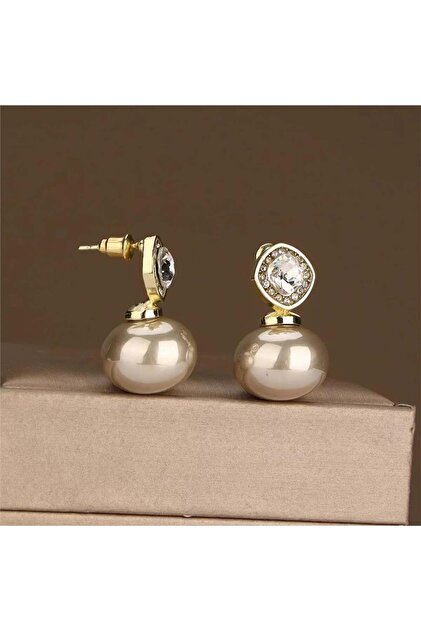 Beige Flat Pearl Vintage Earrings