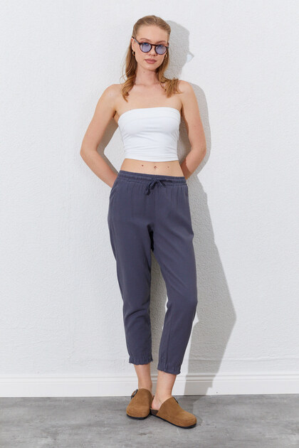 Tasseled Carrot Leg Trousers - Anthracite |   Ek100661337