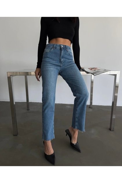 Mom fit kesik paça