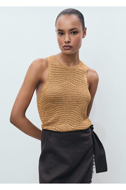 Openwork knitted lureks blouse