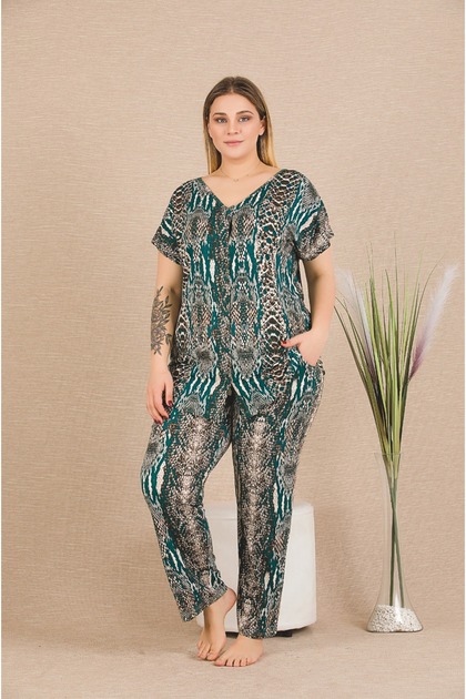 Short Sleeve, Button-Down, Oversize Women's Pajama Set