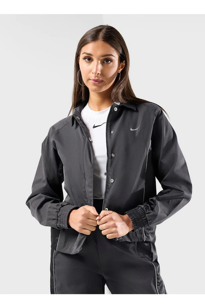 Nike Sportswear Gel Woven Full Snap Closure Siyah Kadın Ceket