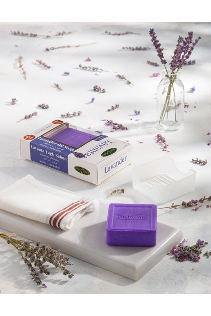 Lavender Oil Soap with Pouch and Soap Dish Gift 125 Gr