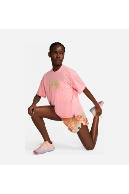 Dri-Fit Trail Short-Sleeve Kadın Tişört dx7896-611
