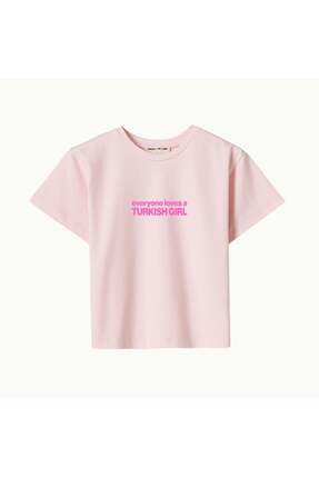 SUNDAY THE LABEL EVERYONE LOVES A TURKISH GIRL - BABY TEE - Fiyatı