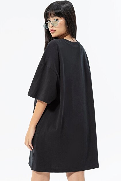 open lace back dress Oversized T- Shirt Dress – PricedJustRightFashion