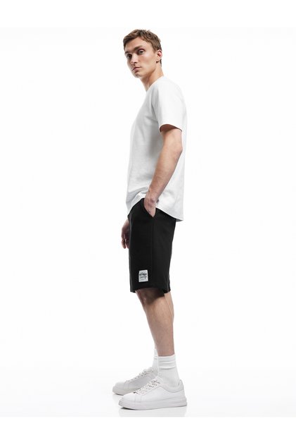 Cotton Blended Waist Lace up Shorts with Pocket Label Detail