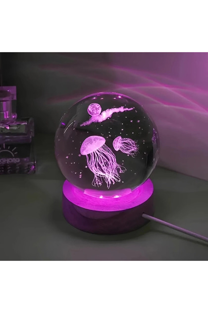 Led Işıklı 3d Kristal Top Deniz Anası Küre Gece Lambası Ahşap Altlıklı