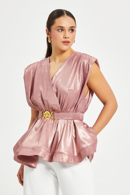 Serpil Kadın Işıltılı Kemerli Peplum Bluz – V Yaka, Omuz Vatkalı
