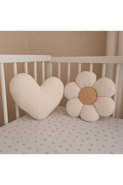 Daisy and Heart Pillow Set of 2