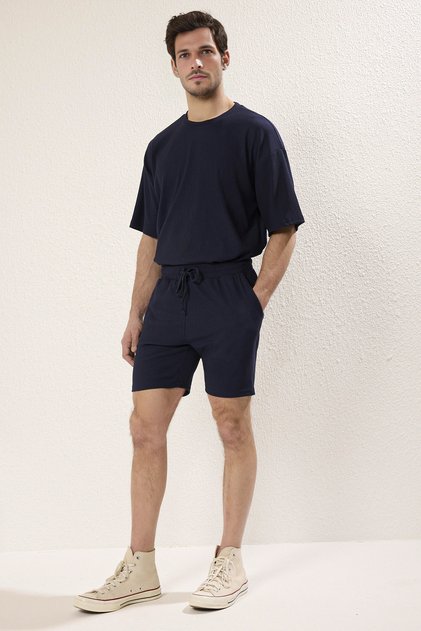 Pantaloni scurți otoman cu textura bleumarin de lungime medie - croială obișnuită, cu șireturi TMNSS23SR00039