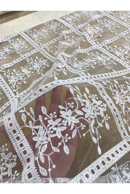 White Checkered Floral Patterned Tulle Lace Fabric – 140 cm Width