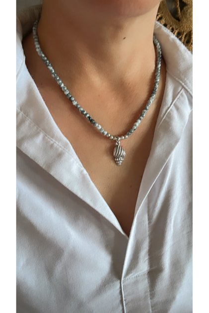 Glass Bead Necklace with Oyster Tips