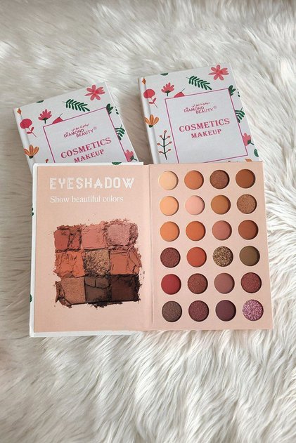 4 KATLI kitabı şeklinde Makyaj Seti,far Paleti,allık,fondöten,aydınlatıcı