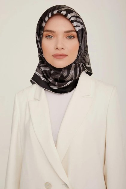 Sura İpek Eşarp 8837-02