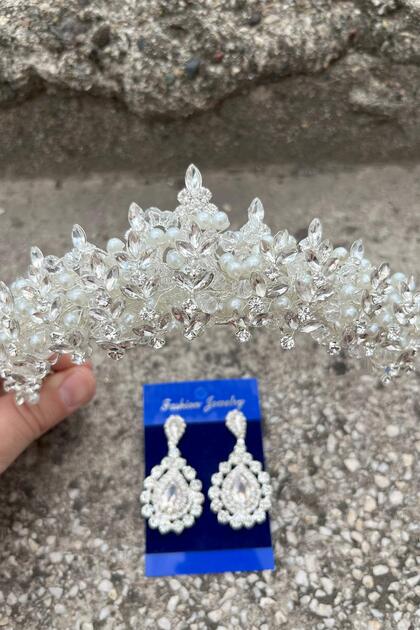 Aldonsa Silver Bridal Henna Crown Special Occasion Accessory Women's Crown and Drop Shuttle Earring Set