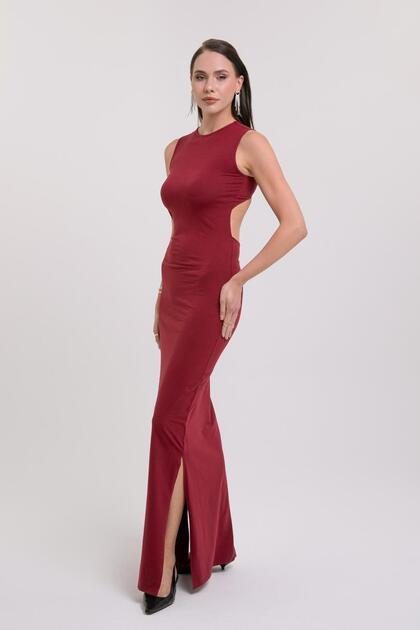AFLOOW Women's Burgundy Backless Side Slit Maxi Dress - the Bold Side of  Elegance- Trendyol