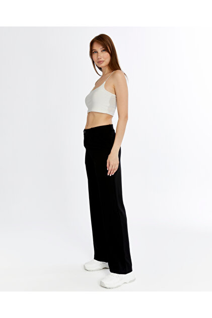 Loose Cut Palazzo Trousers with Replenishment Buttons