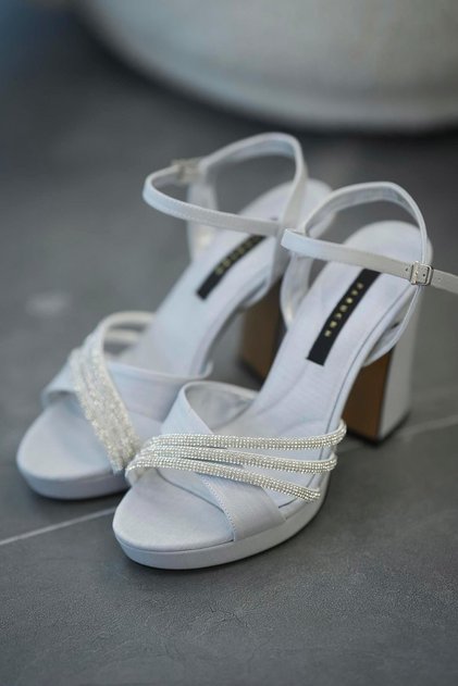 Hart Platform Heel Satin Evening Dress Shoes Silver