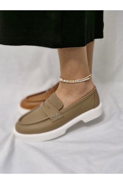Genuine Leather Stylish and Comfortable Women's Loafer Shoes Comfortable and Elegant Choice for Daily Wear