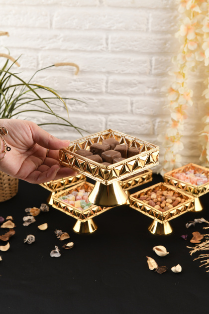 6 'li Diamond Ayakli Kare Şekerlik, Lokumluk, Çerezlik, Çikolata Sunum, Kahve Yanı Sunumluk 10 Cm