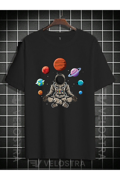 Unisex Astronaut and Planets Print Oversize T-Shirt