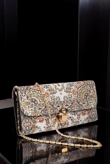 Women's Ethnic Rug Patterned Fabric Shoulder and Hand Bag – Stylish Chain Strap Design