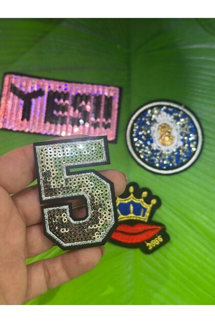 4-Piece Iron-Sticking Armature Set Applique