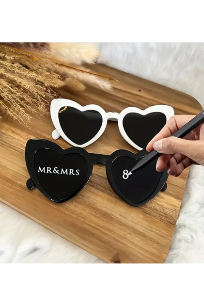White Pen for Bride and Groom Glasses with Heart Bride Party Glasses