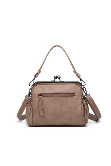 BARCELONA 21K Yıkama Deri Burslu Postacı Kadın Çantası 21-K