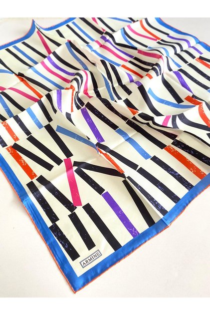 Tivil Silk Scarf 9101 - 32 Cream Mixed Pattern