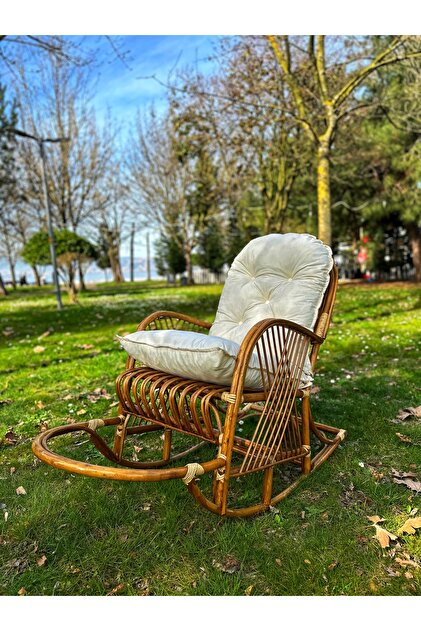 Sallanan Bambu Berjer Koltuk – Minderli, Doğal Renk, Şık ve Konforlu Tasarım