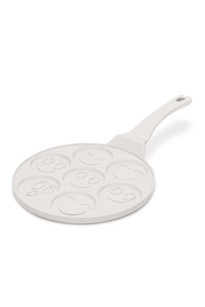 Tigaie cu suprafata din titan Smileys 26 cm Sahara Collection