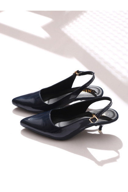 Plain Pointed Toe Kitten Heel Slingback Shoes
