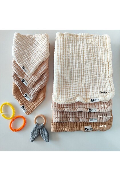 100% Cotton 8 Layers Muslin Fabric Set of 4 Baby Bibs with Three Snaps and Gas Removal Shoulder Cover