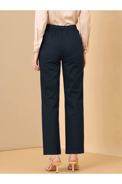 Double crepe pants with a distinctive design