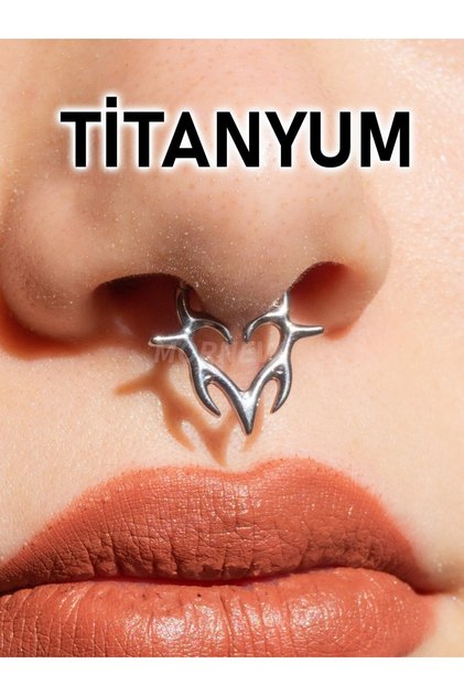 Titanyum Sivri Kalp Kilitli Halka Septum Burun Piercingi