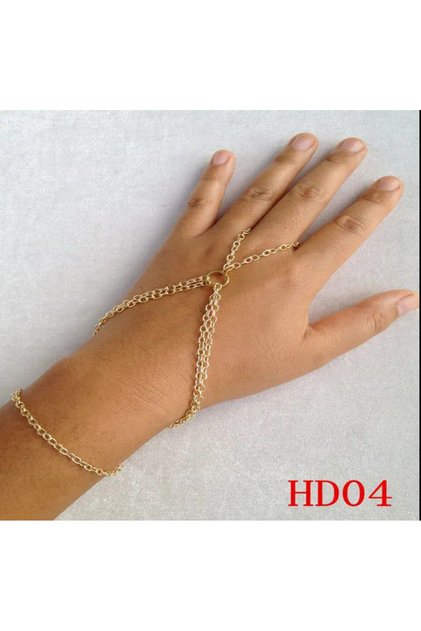 Complete Your Elegance with This Exquisite Chain Women's Bracelet