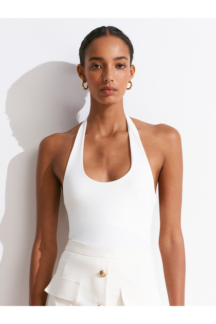 31753 Halter Neck Top