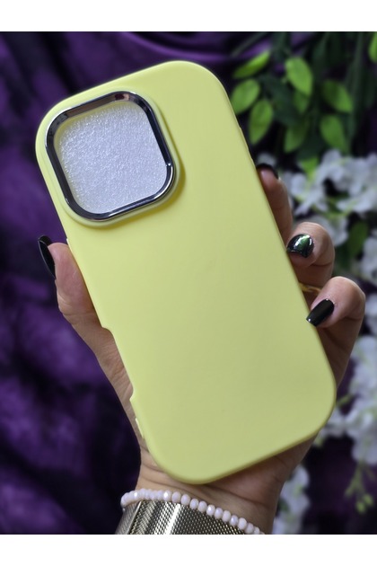 iPhone 16 PRO Uyumlu Metal Kamera Çerçeveli Mat Sarı Silikon Kılıf